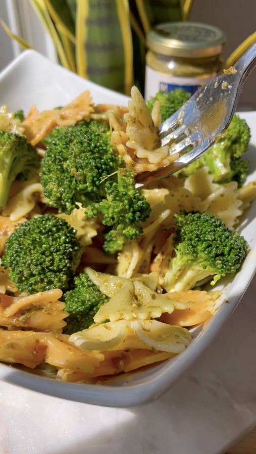Garofalo-Tri-Colour-Pasta-with-Broccoli-and-Pesto